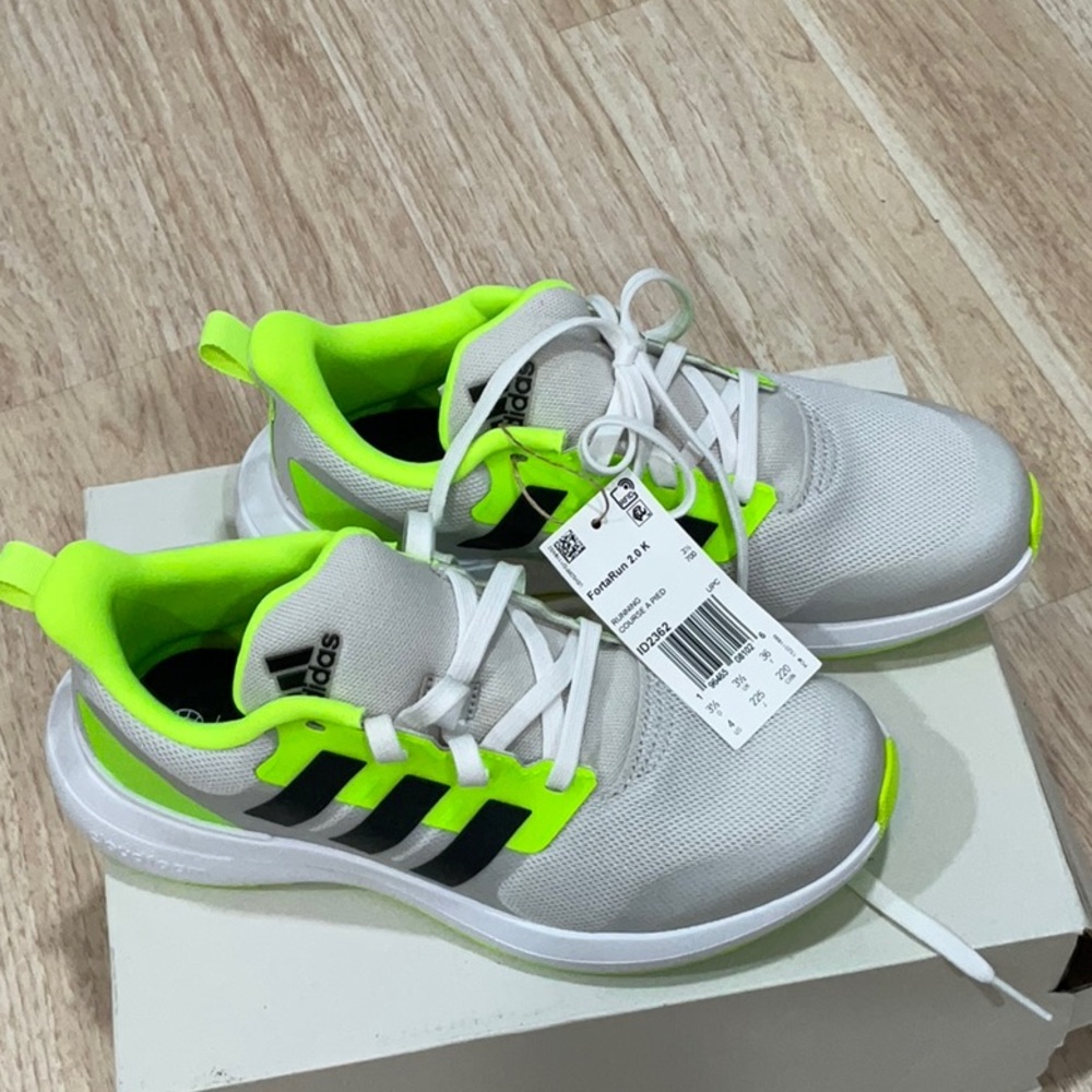 Adidas Kids Sneakers - Neon Yellow and Gray